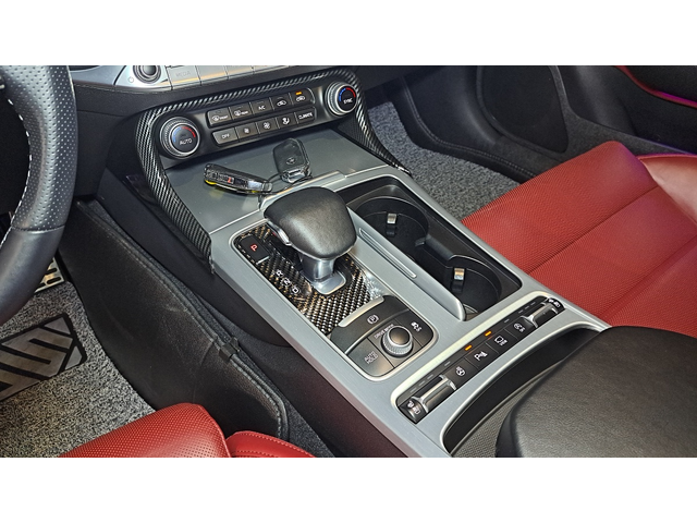 KIA STINGER - автомобили, коли, обяви за нови и употребявани 15