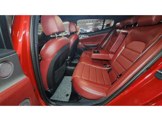 KIA STINGER - автомобили, коли, обяви за нови и употребявани 24