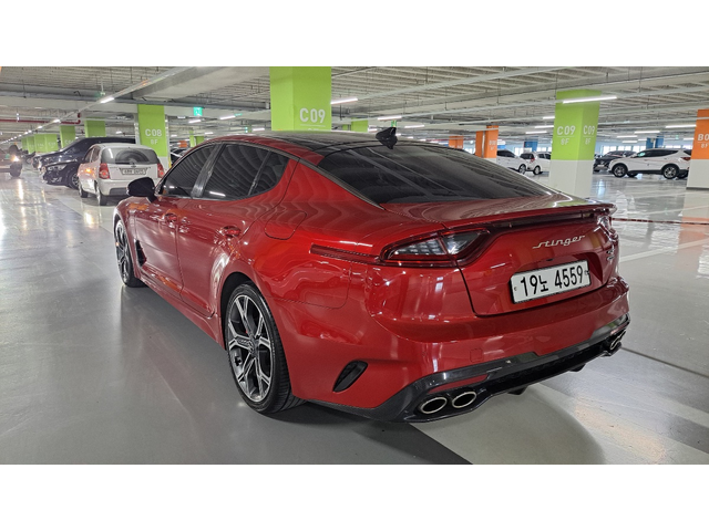 KIA STINGER - автомобили, коли, обяви за нови и употребявани 6