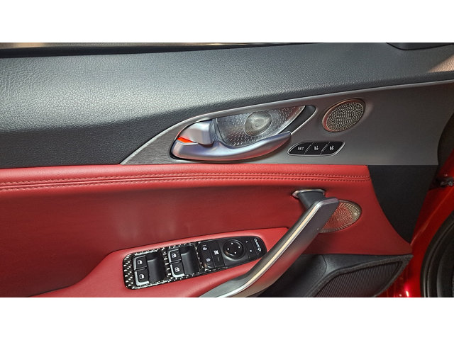 KIA STINGER - автомобили, коли, обяви за нови и употребявани 9