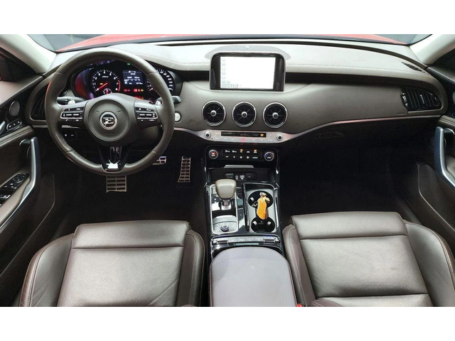 Kia Stinger 2.0 Turbo AWD * НАЙ-ДОБРА ЦЕНА В БЪЛГАРИЯ* - автомобили, коли, обяви за нови и употребявани 4