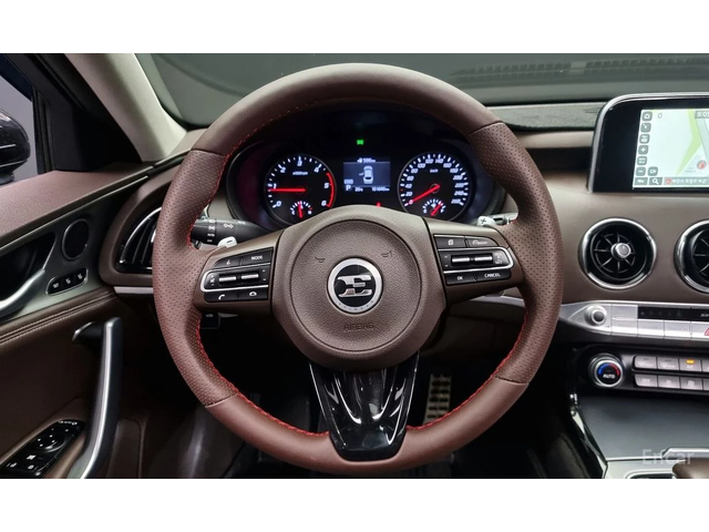 Kia Stinger 2.2 Diesel 2WD * НАЙ-ДОБРА ЦЕНА В БЪЛГАРИЯ* - автомобили, коли, обяви за нови и употребявани 13