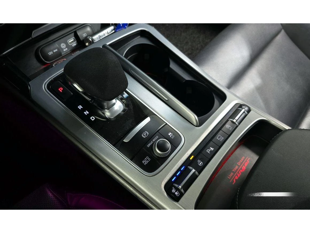 Kia Stinger 2.0 Turbo 2WD * НАЙ-ДОБРА ЦЕНА В БЪЛГАРИЯ* - автомобили, коли, обяви за нови и употребявани 8