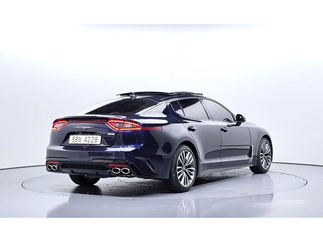 Kia Stinger 2.0 Turbo AWD * НАЙ-ДОБРА ЦЕНА В БЪЛГАРИЯ* - автомобили, коли, обяви за нови и употребявани 1