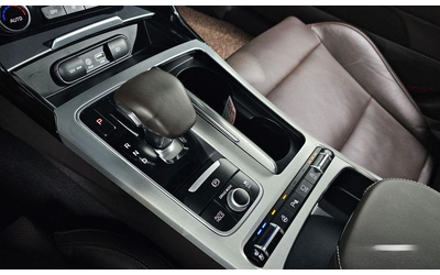 Kia Stinger 2.0 Turbo AWD * НАЙ-ДОБРА ЦЕНА В БЪЛГАРИЯ* - автомобили, коли, обяви за нови и употребявани 8