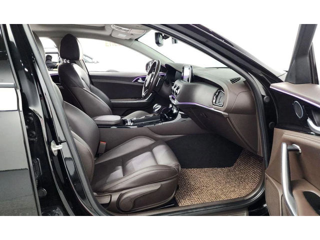 Kia Stinger 2.0 Turbo 2WD * НАЙ-ДОБРА ЦЕНА В БЪЛГАРИЯ* - автомобили, коли, обяви за нови и употребявани 10