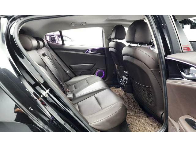 Kia Stinger 2.0 Turbo 2WD * НАЙ-ДОБРА ЦЕНА В БЪЛГАРИЯ* - автомобили, коли, обяви за нови и употребявани 11