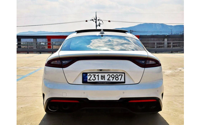 Kia Stinger 2.0 Turbo 2WD * НАЙ-ДОБРА ЦЕНА В БЪЛГАРИЯ* - автомобили, коли, обяви за нови и употребявани 6