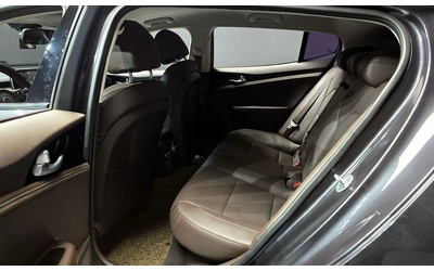 Kia Stinger 2.0 Turbo 2WD * НАЙ-ДОБРА ЦЕНА В БЪЛГАРИЯ* - автомобили, коли, обяви за нови и употребявани 12