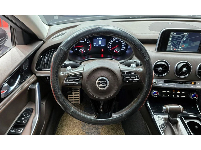 Kia Stinger 2.0 Turbo 2WD * НАЙ-ДОБРА ЦЕНА В БЪЛГАРИЯ* - автомобили, коли, обяви за нови и употребявани 13