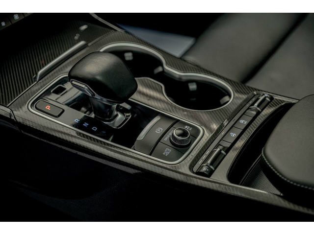 KIA Stinger 3.3 GT/4WD/RCCW/BI-LED/LDWS/DAW/HuD/ - автомобили, коли, обяви за нови и употребявани 10