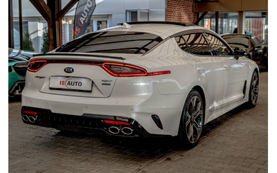 kia-stinger-3-3-gt-4wd-rccw-bi-led-ldws-daw-hud - 4