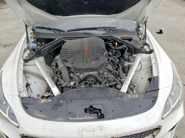 Kia Stinger 3.3L 6 Rear-wheel drive - автомобили, коли, обяви за нови и употребявани 12