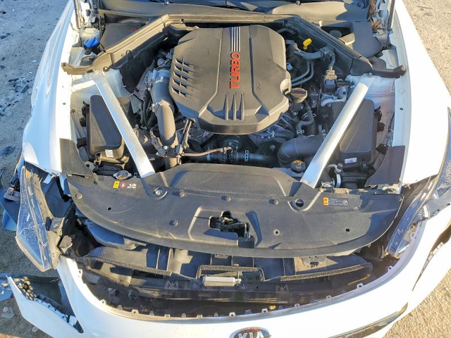 Kia Stinger 3.3L 6 Rear-wheel drive - автомобили, коли, обяви за нови и употребявани 11