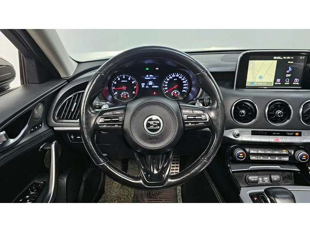 Kia Stinger 2.0 Turbo 2WD Dream Edition autogeorge.com - автомобили, коли, обяви за нови и употребявани 9