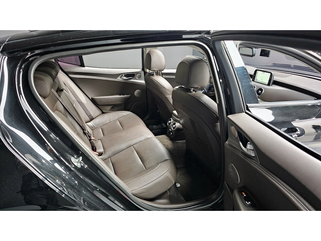 Kia Stinger 2.0T 2WD DREAM EDITION autogeorge.com - автомобили, коли, обяви за нови и употребявани 11