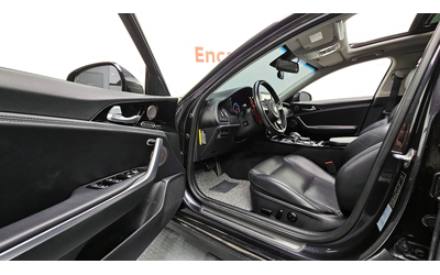 Kia Stinger 2.0T 2WD PLATINUM autogeorge.com - автомобили, коли, обяви за нови и употребявани 8