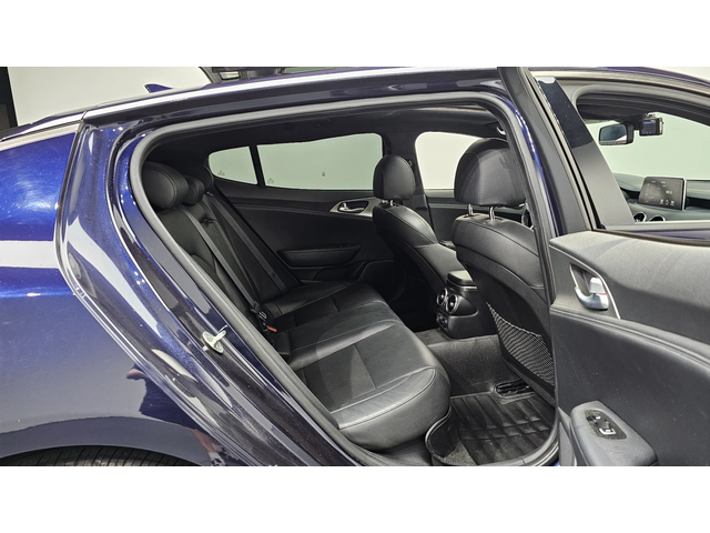 Kia Stinger 2.0T AWD PLATINUM autogeorge.com - автомобили, коли, обяви за нови и употребявани 10