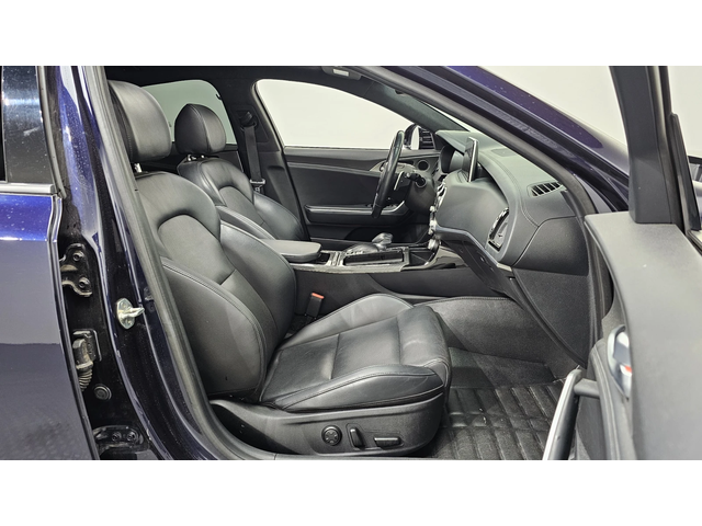 Kia Stinger 2.0T AWD PLATINUM autogeorge.com - автомобили, коли, обяви за нови и употребявани 8