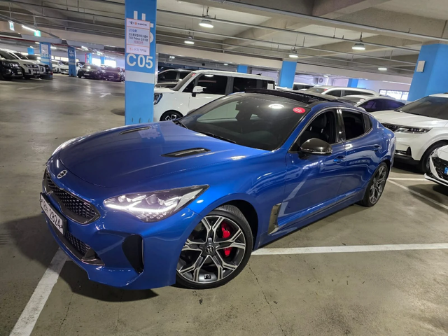 Kia Stinger 2.0T 2WD autogeorge.com - автомобили, коли, обяви за нови и употребявани 0
