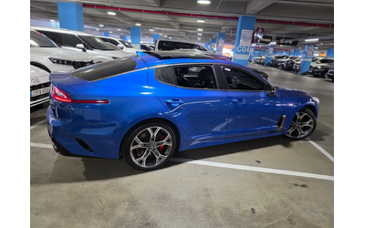 kia-stinger - 1