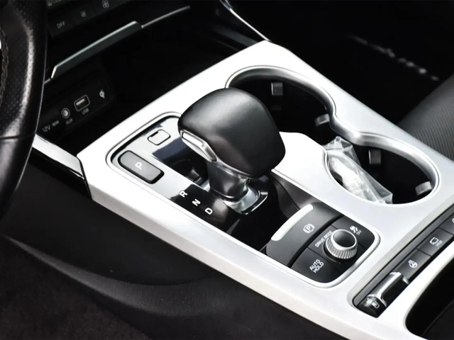 Kia Stinger * GT* Обдух* 360CAM* PANO* BLIND SPOTS* - автомобили, коли, обяви за нови и употребявани 10