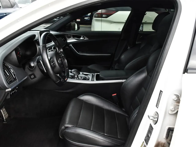 Kia Stinger * GT* Обдух* 360CAM* PANO* BLIND SPOTS* - автомобили, коли, обяви за нови и употребявани 9