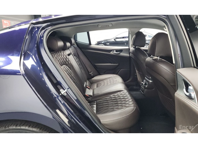 Kia Stinger PERFORMANCE PLUS* ПОДГРЕВ* ОБДУХВАНЕ* КАМЕРА - автомобили, коли, обяви за нови и употребявани 13