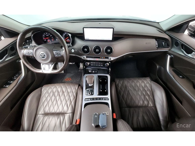 Kia Stinger PERFORMANCE PLUS* ПОДГРЕВ* ОБДУХВАНЕ* КАМЕРА - автомобили, коли, обяви за нови и употребявани 9