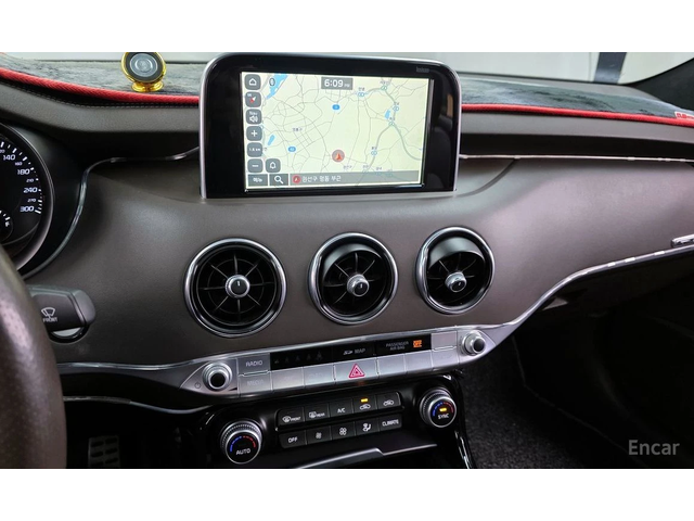 Kia Stinger GT* BREMBO* HEAD-UP* 360 CAM* ОБДУХВАНЕ* ШИБИДАХ - автомобили, коли, обяви за нови и употребявани 12