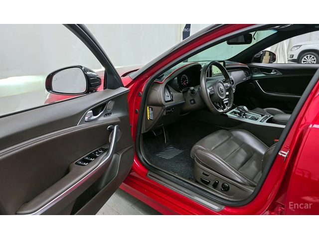 Kia Stinger GT* BREMBO* HEAD-UP* 360 CAM* ОБДУХВАНЕ* ШИБИДАХ - автомобили, коли, обяви за нови и употребявани 7