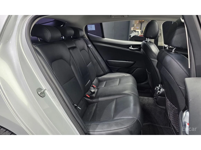 Kia Stinger PLATINUM* ПОДГРЕВ* ОБДУХВАНЕ* КАМЕРА* ШИБИДАХ - автомобили, коли, обяви за нови и употребявани 14