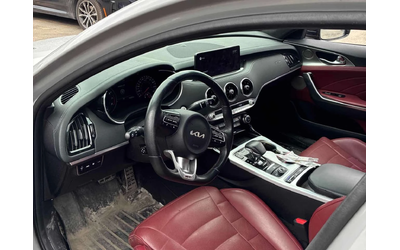 kia-stinger - 4