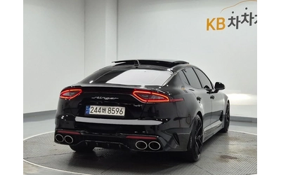 kia-stinger - 3