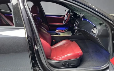 Kia Stinger * 3.3T* AWD* ЧЕРВЕН САЛОН* 360 КАМЕРА* HUD* ОБДУХВ - автомобили, коли, обяви за нови и употребявани 9