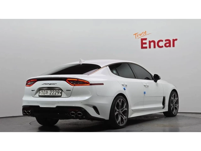 Kia Stinger 3.3 AWD MASTERS | ПОДГРЕВ | ОБДУХВАНЕ - автомобили, коли, обяви за нови и употребявани 3