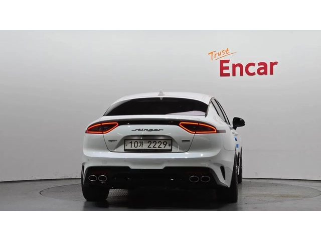 Kia Stinger 3.3 AWD MASTERS | ПОДГРЕВ | ОБДУХВАНЕ - автомобили, коли, обяви за нови и употребявани 4