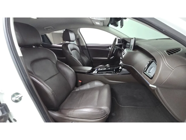 Kia Stinger 3.3 AWD MASTERS | ПОДГРЕВ | ОБДУХВАНЕ - автомобили, коли, обяви за нови и употребявани 7