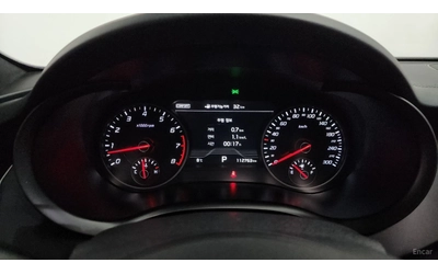 Kia Stinger 3.3 GT TURBO* ОБДУХ* 360* HUD* ПАНО - автомобили, коли, обяви за нови и употребявани 7
