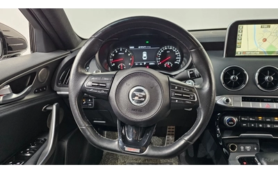 Kia Stinger 3.3 GT TURBO* ОБДУХ* 360* HUD* КАМЕРИ - автомобили, коли, обяви за нови и употребявани 11