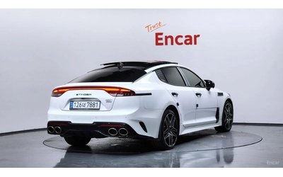 kia-stinger - 1