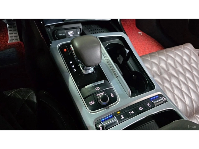 Kia Stinger ПАМЕТ* 360 КАМЕРА* ОБДУХВАНЕ* ПОДГРЕВ* - автомобили, коли, обяви за нови и употребявани 7