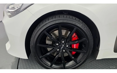 kia-stinger - 4