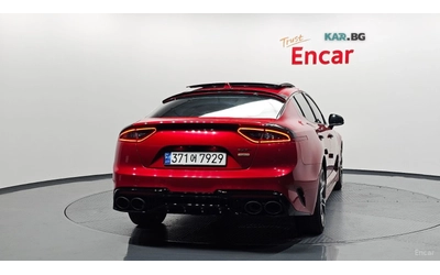 kia-stinger - 3