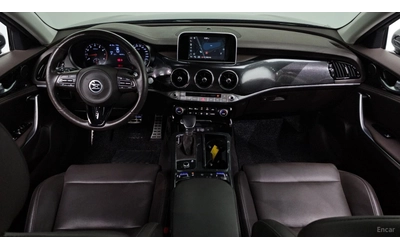 kia-stinger - 4