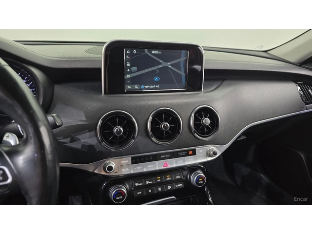 Kia Stinger 2.0 TURBO PRIME* ОБДУХ* AWD* 360* HUD* - автомобили, коли, обяви за нови и употребявани 10