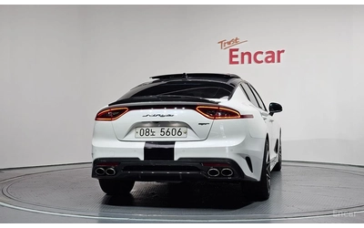 kia-stinger - 3