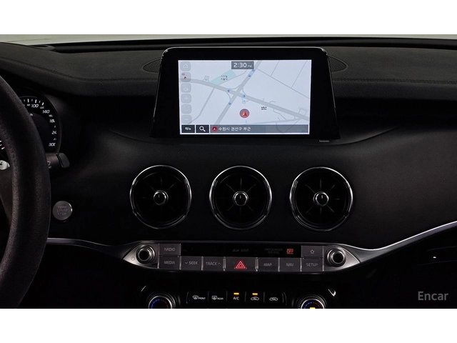 Kia Stinger 3.3* TURBO* ПОДГРЕВ* ОБДУХВАНЕ* ХЕДЪП* LANE* ASSIS - автомобили, коли, обяви за нови и употребявани 8