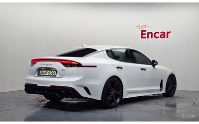 kia-stinger - 1