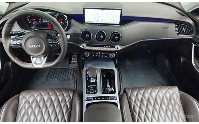 kia-stinger - 5